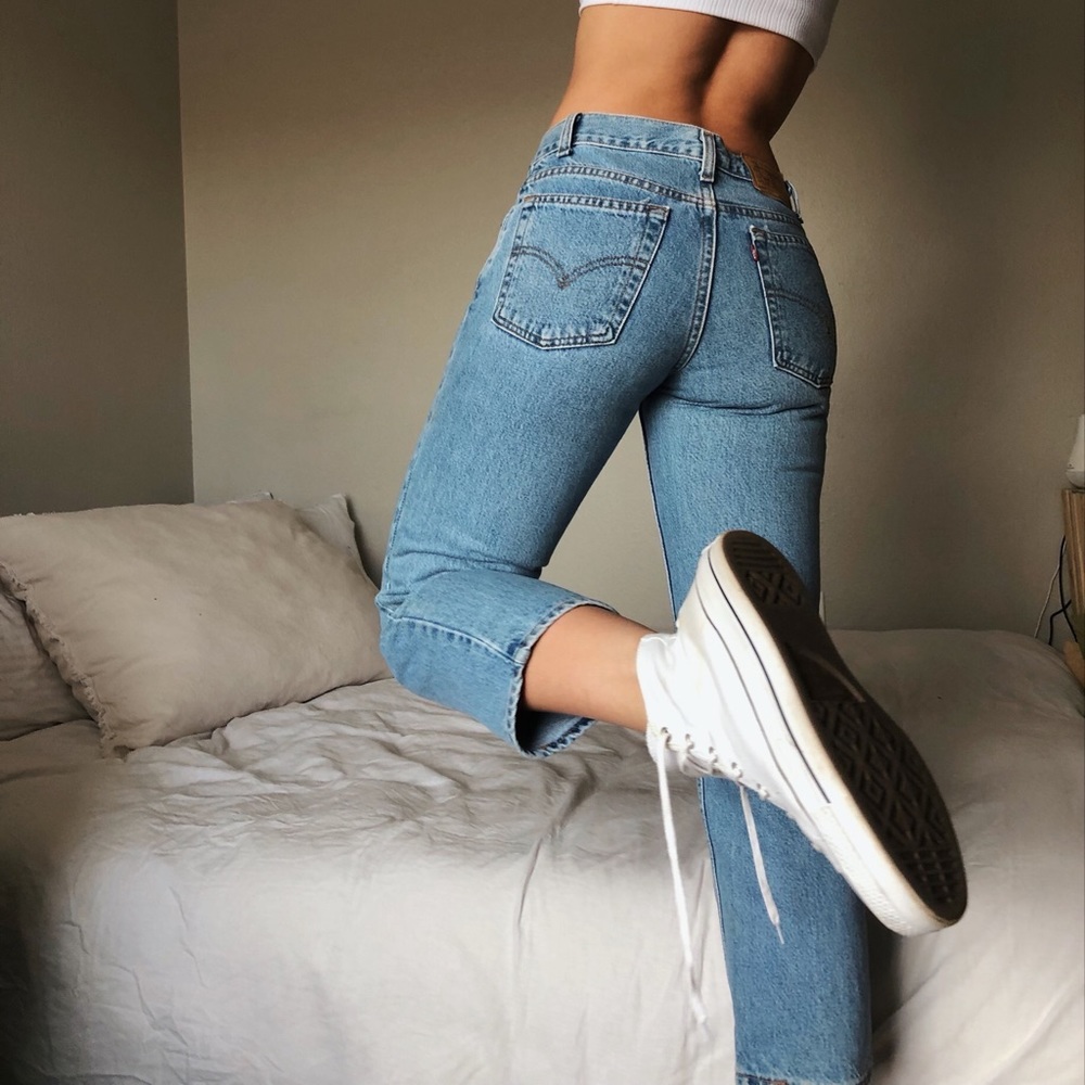Vintage Cropped Low rise Levi’s
